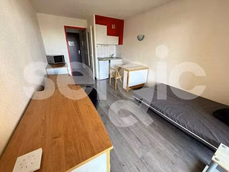 location appartement t1 meublé à angers saint-léonard madeleine (49000) : à louer t1 meubl