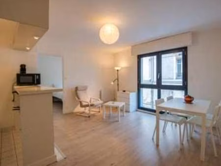 location appartement 2 pièces meublé à nantes centre ville (44000) : à louer 2 pièces meub