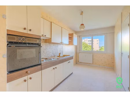 appartement type 3 -70 m² - square des anciennes provinces
