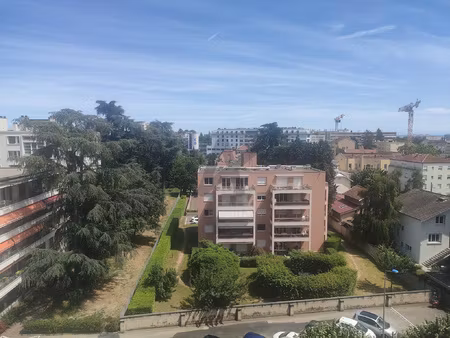 appartement 4 pièces métro cuire limite croix-rousse