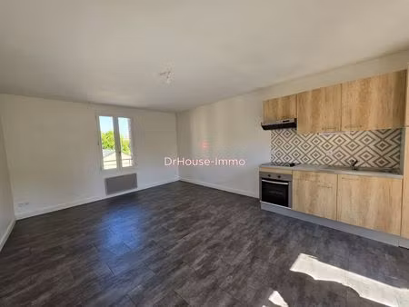 appartement t2 de 61 m² à louer proche centre-bourg de ceton