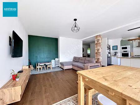 meythet _ spacieux appartement meublé 4 pièces de 93 94 m²  avec balcons et cave  à louer