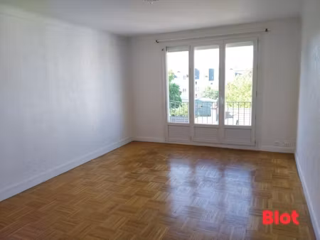 vente appartement nantes tortière type 3 avec stationnement et cave.