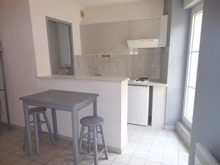 studio meuble - 25m²