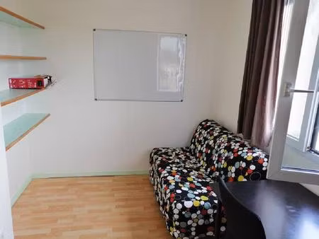 studio meuble