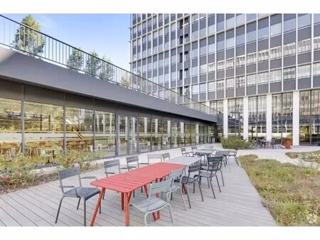 location bureaux 634 m²