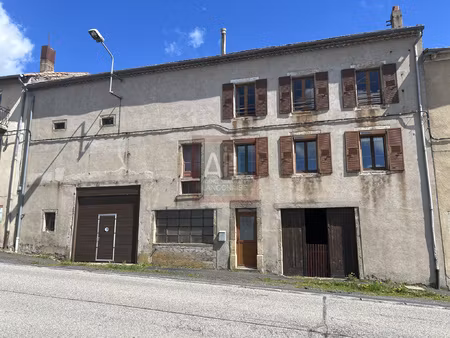 maison à rénover sur le gr70 avec vue panoramique
