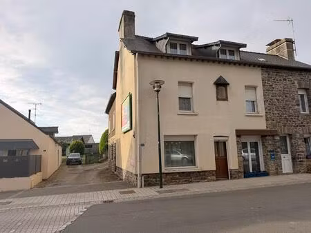 maison de bourg en pierre 151 m² sur un terrain de 800 m²