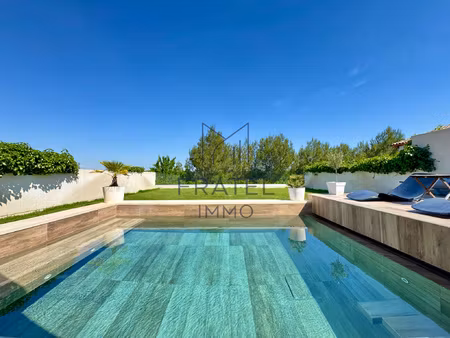villa contemporaine d'exception sur les hauteurs de saint-gé