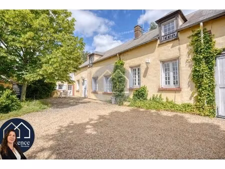 magnifique longère pleine de charme  195 m²  5 chambres  nombreuses dependances  terrain d