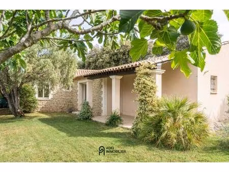 villa de plain-pied avec jardin arboré dans un village recherché proche d’uzès