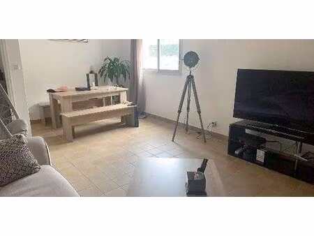 location appartement 3 pièces à villenave-d'ornon (33140) : à louer 3 pièces / 60m² villen