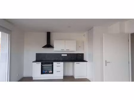 location appartement 3 pièces à trélazé (49800) : à louer 3 pièces / 64m² trélazé