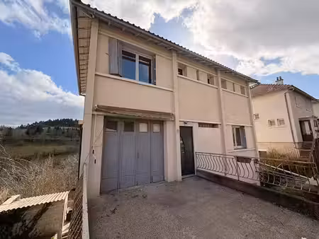 vente immeuble 11 pièces 192 m² à saint-flour (15100)  199 000 €
