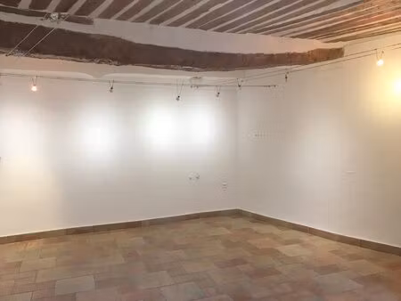 mougins village   location boutique 25 m²