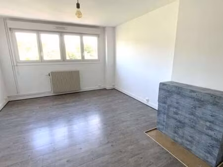 location appartement 4 pièces à vire (14500) : à louer 4 pièces / 73m² vire