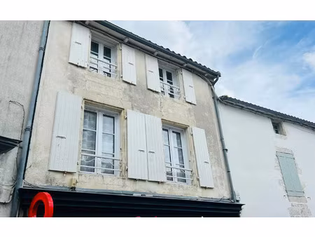 location appartement  47.96 m² t-3 à la flotte  900 €