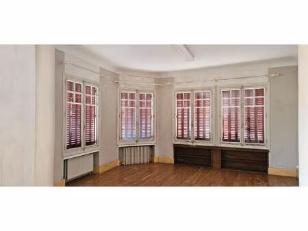 grande appartement avec 3 chambres à pont de beauvoisin