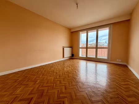 à louer t2 de 49 m2 avec garage et cave limoges