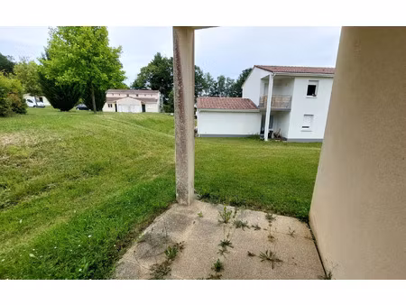 location appartement  56 m² t-2 à limoges  550 €