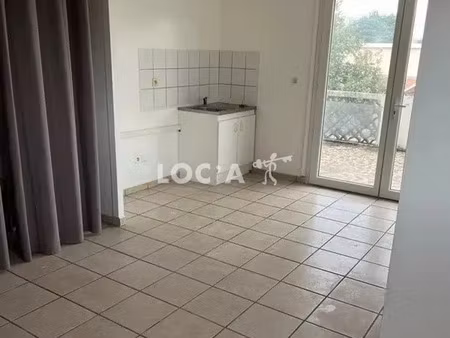 location appartement 1 pièce 24 m² à saint-fons (69190)