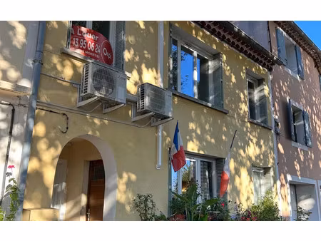 location appartement  m² t-3 à sarrians  580 €