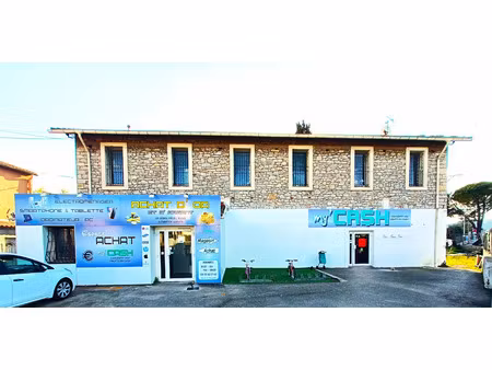 vente commerce le luc (83340)