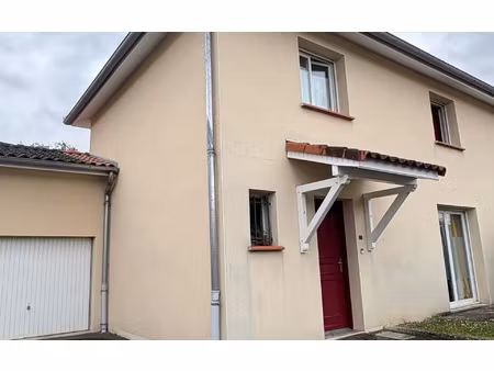 location maison  86 m² t-4 à albi  880 €