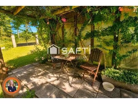 charme & joie de vivre · 4 ch. · piscine hors sol · 3 226 m²