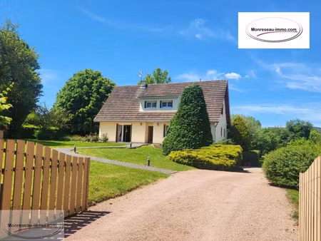 vente maison 8 pièces 140 m² cluny (71250)