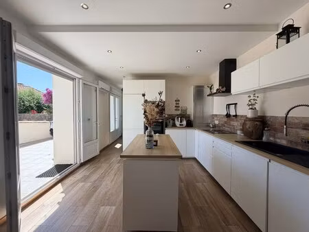 maison meublée de charme à louer – emplacement idéal à la ciotat