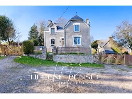 maison + hangar + bâtisse à rénover + dépendances sur 4 555 m² de terrain. (visite virtuel