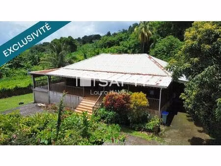 maison t4 grand jardin plat de 8 311m2 avec sa grande terrasse couverte.