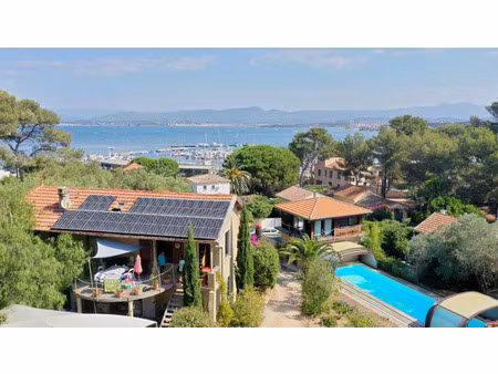 vente maison 8 pièces 245 m² six-fours-les-plages (83140)