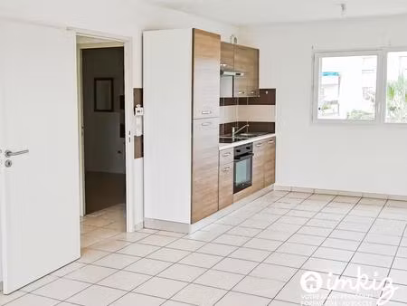 appartement t2- vertefeuille - terrasse et parking