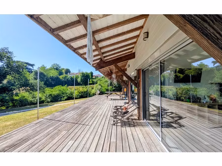 maison bourg m² t-4 à vendre  420 000 €