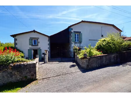 maison à vendre à montbron (16220) - charente