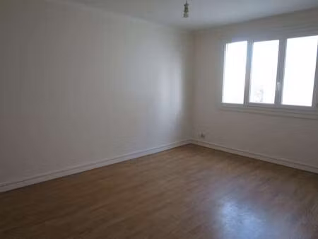 location appartement t1 à nantes pont du cens - petit port (44000) : à louer t1 / 31m² nan