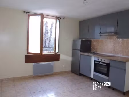 location appartement 2 pièces 37 m² à verrieres-le-buisson (91370)  840 €
