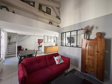location appartement 3 pièces 78.93 m² à nimes (30000)  990 €