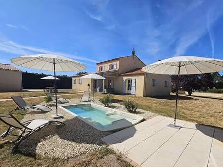 vente maison à legé (44650) : à vendre / 165m² legé
