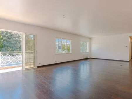 maison 145 m² avec jardin et garage le bouscat . calme et confort