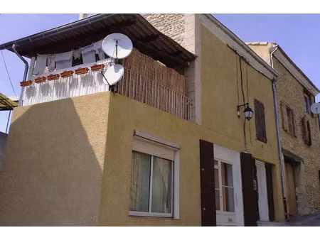 location maison 6 pièces 110 m² à la brillanne (04700)  1 090 €