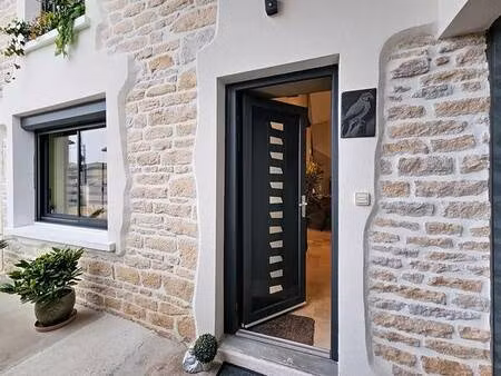 maison en pierre au calme