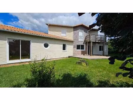 vente maison à saint-philbert-de-grand-lieu (44310) : à vendre / 170m² saint-philbert-de-g