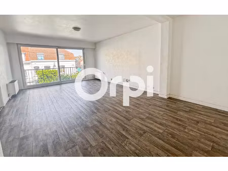 location appartement  89 m² t-3 à coudekerque-branche  750 €
