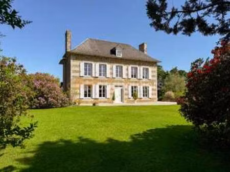 vente maison à domjean (50420) : à vendre / 300m² domjean