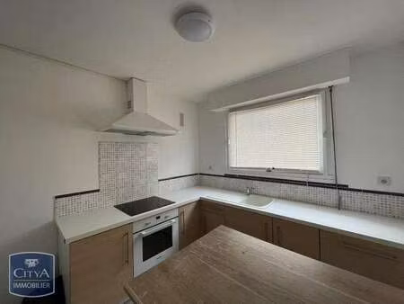 location appartement 2 pièces à laval (53000) : à louer 2 pièces / 44m² laval