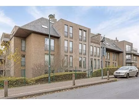 appartement à louer avec garage et terrasse   woluwe-saint-lambert (vbe29760)