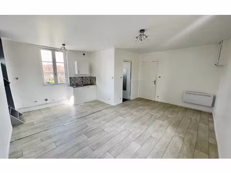 location appartement  m² t-4 à bourg-achard  560 €
